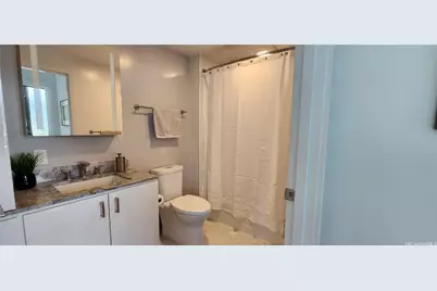987 Queen Street #1614, Honolulu, HI 96814 - Photo 12