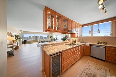 927 Prospect Street #1601, Honolulu, HI 96822 - Photo 1