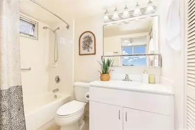 1450 Young Street #2101, Honolulu, HI 96814 - Photo 14