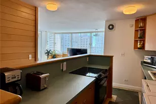 2415 Ala Wai Blvd, Honolulu, HI 96815 - Photo 2