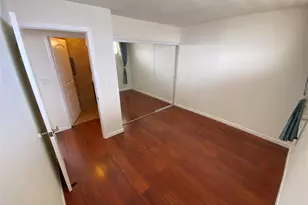2121 Ala Wai Blvd, Honolulu, HI 96815 - Photo 2