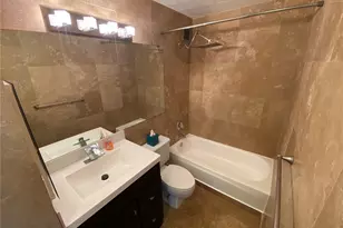 2121 Ala Wai Blvd, Honolulu, HI 96815 - Photo 4