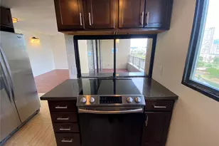2121 Ala Wai Blvd, Honolulu, HI 96815 - Photo 12