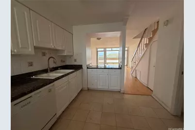 500 University Avenue #1123, Honolulu, HI 96826 - Photo 2