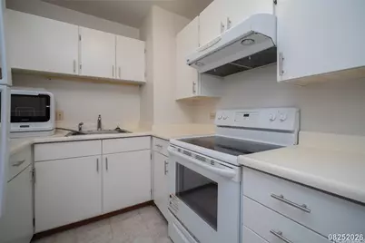1425 Liliha Street #12G, Honolulu, HI 96817 - Photo 10