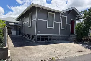 404 Paui Pl, Honolulu, HI 96817 - Photo 2
