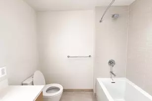 1001 Queen St, Honolulu, HI 96814 - Photo 10