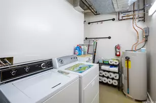 1 Keahole Pl, Honolulu, HI 96825 - Photo 18