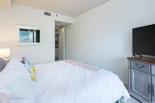 1 Keahole Pl, Honolulu, HI 96825 - Photo 8
