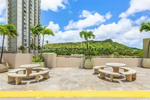 229 Paoakalani Ave, Honolulu, HI 96815 - Photo 16