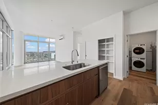 1500 Rycroft St, Honolulu, HI 96814 - Photo 4