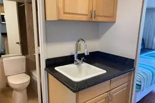 445 Seaside Ave, Honolulu, HI 96815 - Photo 10
