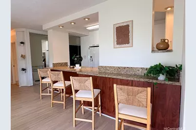 1001 Wilder Avenue #806, Honolulu, HI 96822 - Photo 6