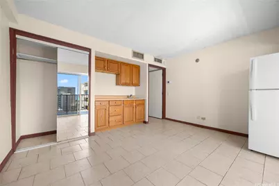 2440 Kuhio Avenue #907, Honolulu, HI 96815 - Photo 8