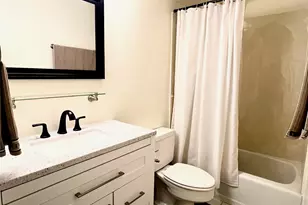 469 Ena Rd, Honolulu, HI 96815 - Photo 16