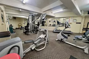 469 Ena Rd, Honolulu, HI 96815 - Photo 20
