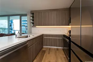 1500 Rycroft St, Honolulu, HI 96814 - Photo 6