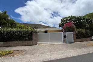 305 Halaki St, Honolulu, HI 96821 - Photo 2