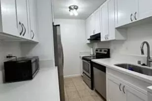 2465 Ala Wai Blvd, Honolulu, HI 96815 - Photo 4