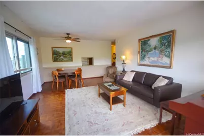 1001 Wilder Avenue #604, Honolulu, HI 96822 - Photo 2