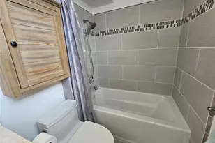 2233 Ala Wai Blvd, Honolulu, HI 96815 - Photo 12