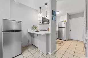 222 Kaiulani Ave, Honolulu, HI 96815 - Photo 4