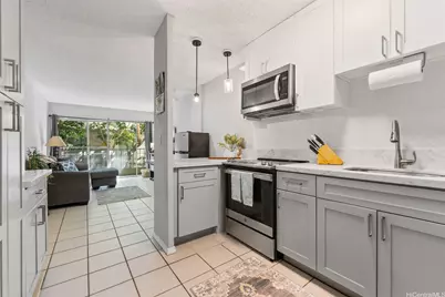 222 Kaiulani Avenue #201, Honolulu, HI 96815 - Photo 1