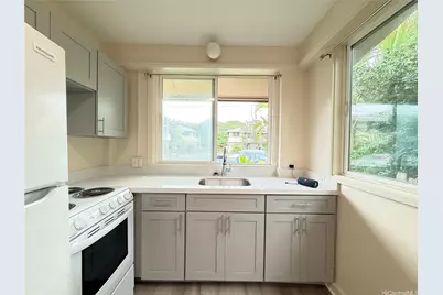 726 Kihapai Place, Kailua, HI 96734 - Photo 2