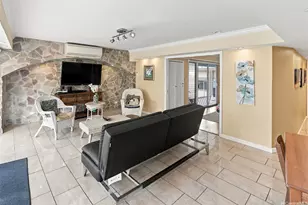 1804 Ala Moana Blvd, Honolulu, HI 96815 - Photo 2
