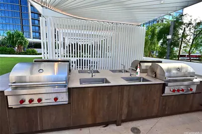 1000 Auahi Street #1004, Honolulu, HI 96814 - Photo 10