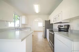94-209 Wehena Pl, Waipahu, HI 96797 - Photo 10