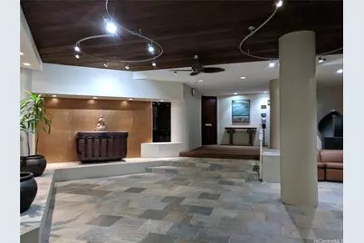 38 S Judd Street #I8B, Honolulu, HI 96817 - Photo 2