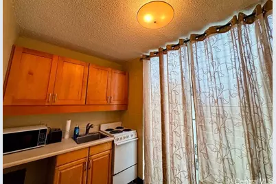 2649 Varsity Place #304, Honolulu, HI 96826 - Photo 8