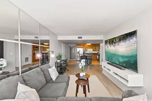 1009 Kapiolani Blvd, Honolulu, HI 96814 - Photo 2