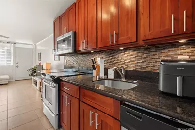 425 Ena Road #1202A, Honolulu, HI 96815 - Photo 2
