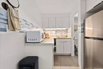 2463 Kuhio Avenue #405, Honolulu, HI 96815 - Photo 10