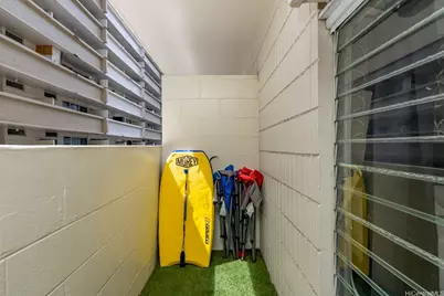 2463 Kuhio Avenue #405, Honolulu, HI 96815 - Photo 20