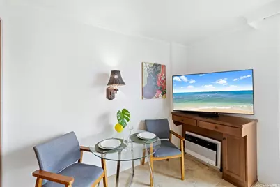 2045 Kalakaua Avenue #1210, Honolulu, HI 96815 - Photo 10