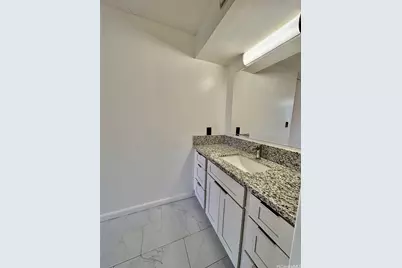 201 Ohua Avenue #T2-905, Honolulu, HI 96815 - Photo 8