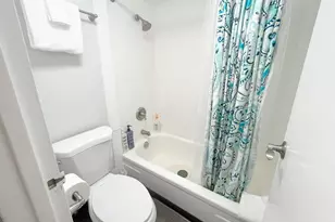 1920 Ala Moana Blvd, Honolulu, HI 96815 - Photo 12