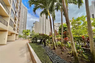 411 Hobron Ln, Honolulu, HI 96815 - Photo 14
