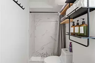 2427 Kuhio Ave, Honolulu, HI 96815 - Photo 22