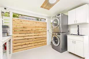 426 Keaniani St, Kailua, HI 96734 - Photo 18