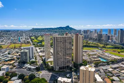 2499 Kapiolani Boulevard #1502, Honolulu, HI 96826 - Photo 1