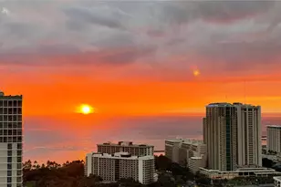 2121 Ala Wai Blvd, Honolulu, HI 96815 - Photo 22