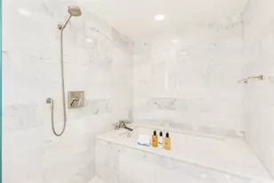 383 Kalaimoku St, Honolulu, HI 96815 - Photo 16
