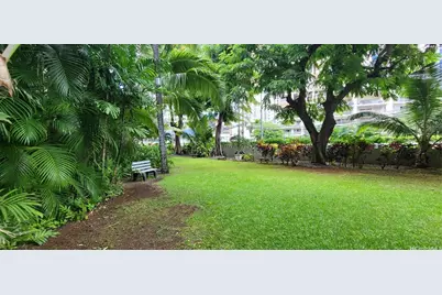 425 Ena Road #403B, Honolulu, HI 96815 - Photo 12
