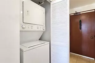 747 Wiliwili St, Honolulu, HI 96826 - Photo 16