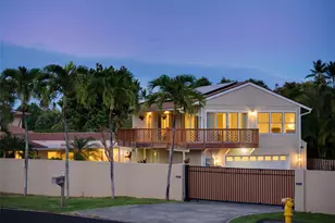 676 Mokapu Rd, Kailua, HI 96734 - Photo 2