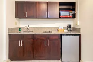 1088 Bishop St, Honolulu, HI 96813 - Photo 8